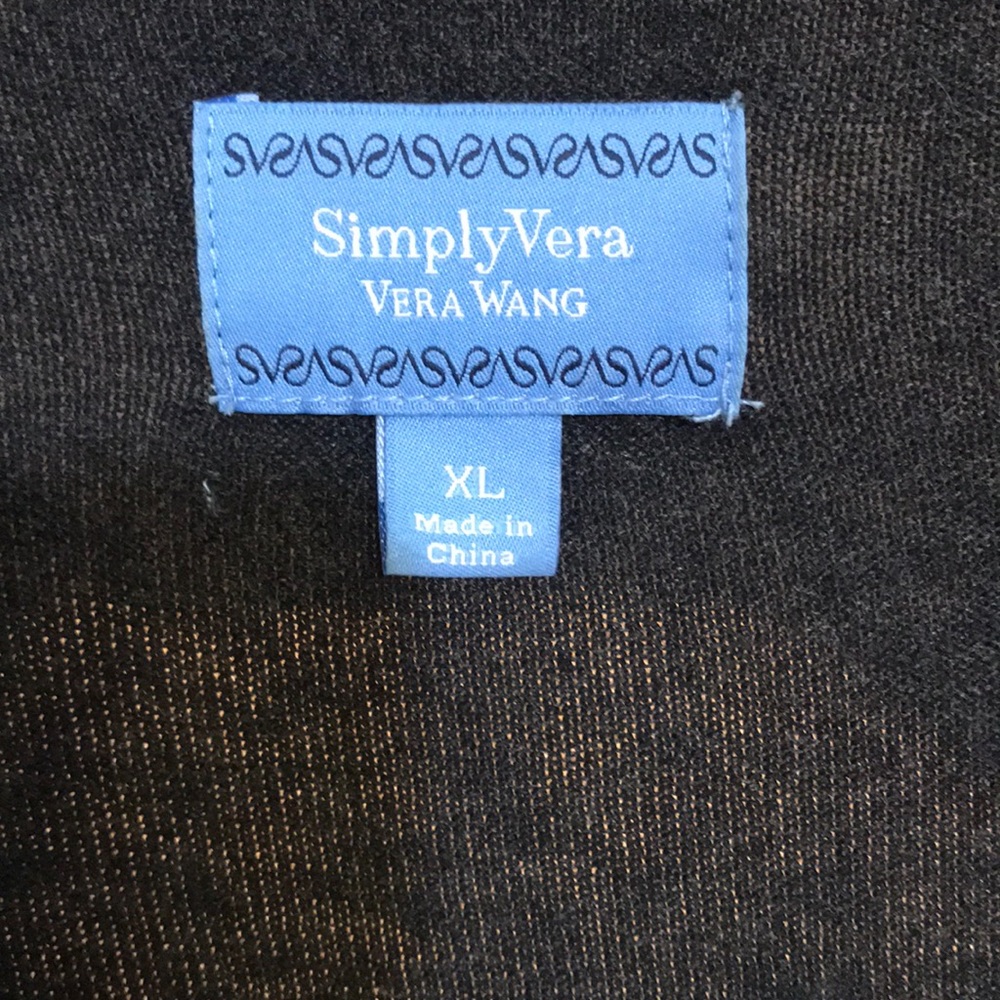Vera Wang Top - Picture 2 of 6